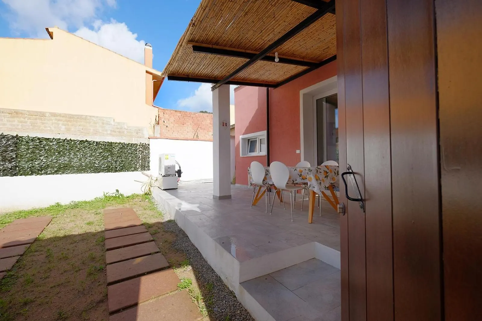 Σπίτι διακοπών Newly Built Holiday House In Teulada Ιταλία